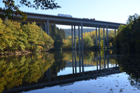 Brücke nach Wilnsdorf A 45, Landeskroner Weiher Vormittags